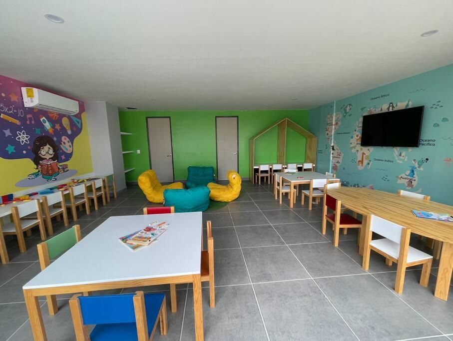 Апартаменти Depa Boho Al Sur Pet Friendly Piscina Gym Sala De Cine Гвадалахара Екстер'єр фото